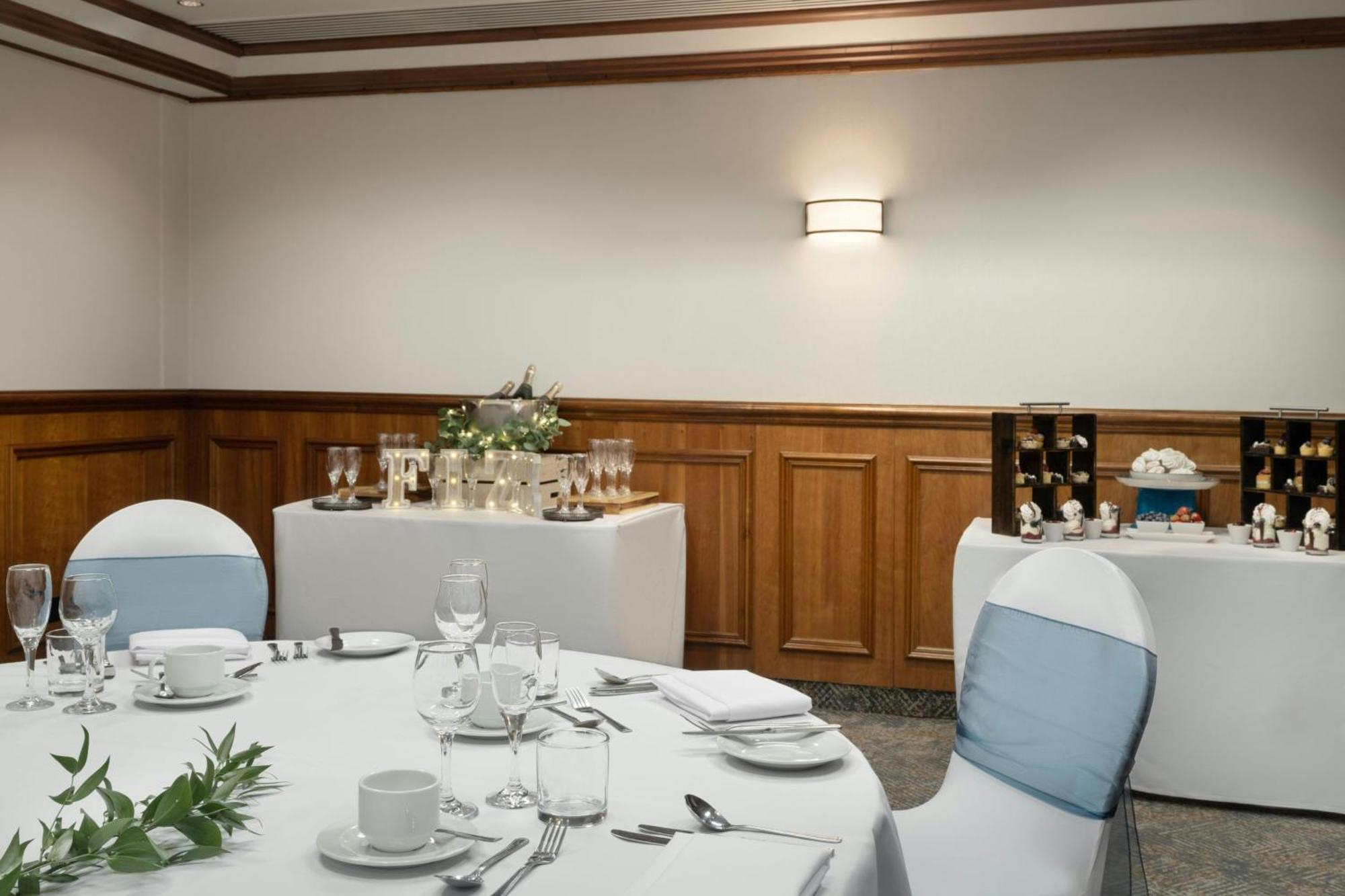 Delta Hotels By Marriott Newcastle Gateshead Swalwell Екстериор снимка